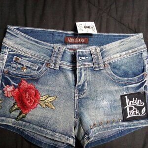 NWT Dead Poet Streetwear Patches Denim Shorts Linkin Park